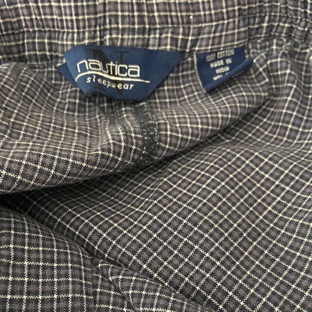 Nautica Men’s Navy and White Micro-Check Sleepwear shorts